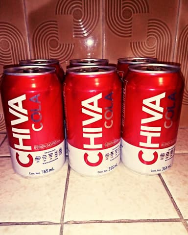 CHIVA COLA LATA