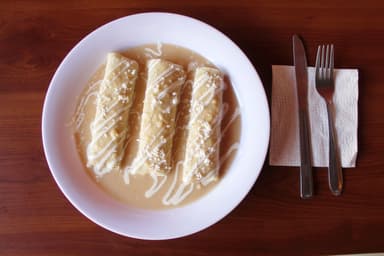 Enfrijoladas