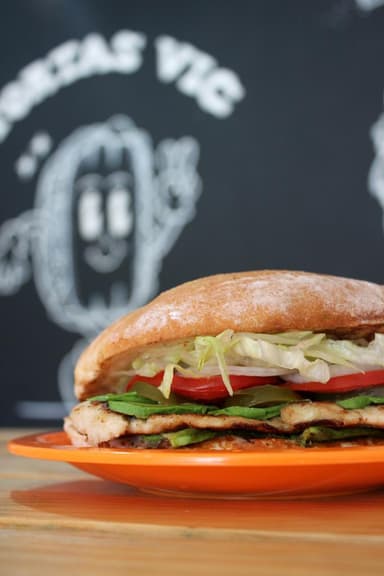 Queso / Milanesa de Pollo