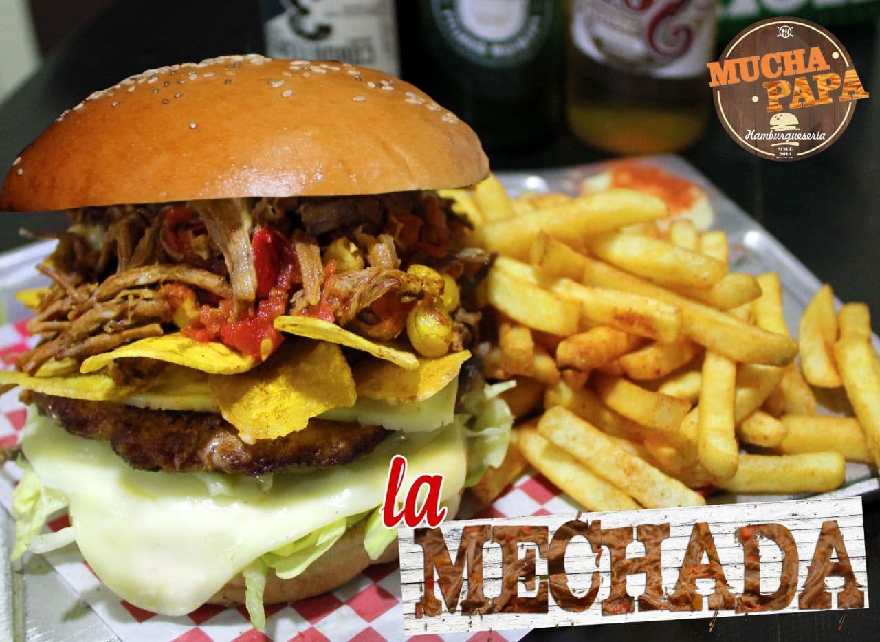 Hamburguesa Mechada