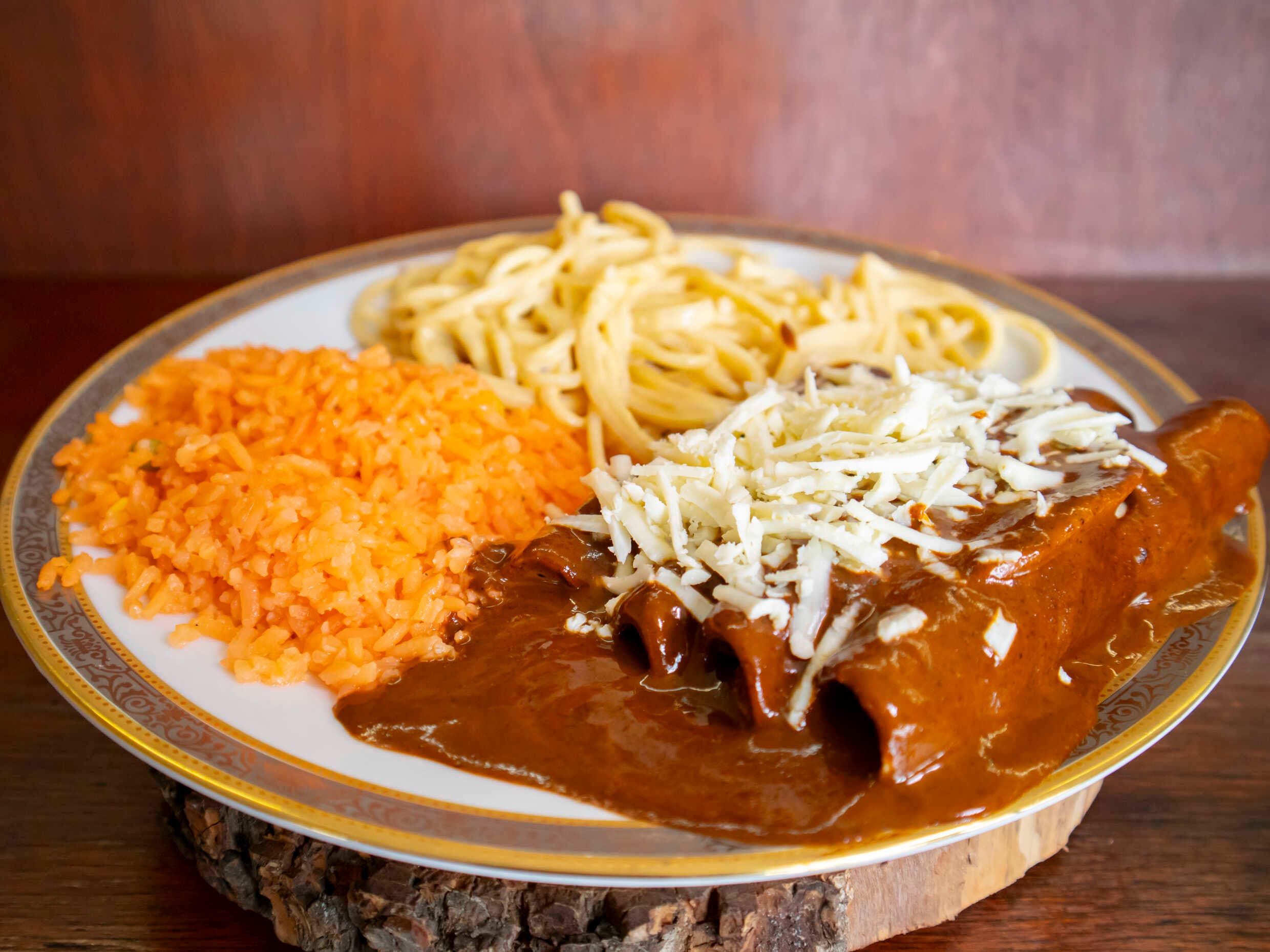 Enchiladas de Mole
