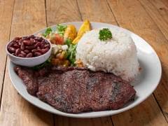 Casado Con Casado Con Bistec + Refresco