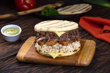 Arepa Trifásika