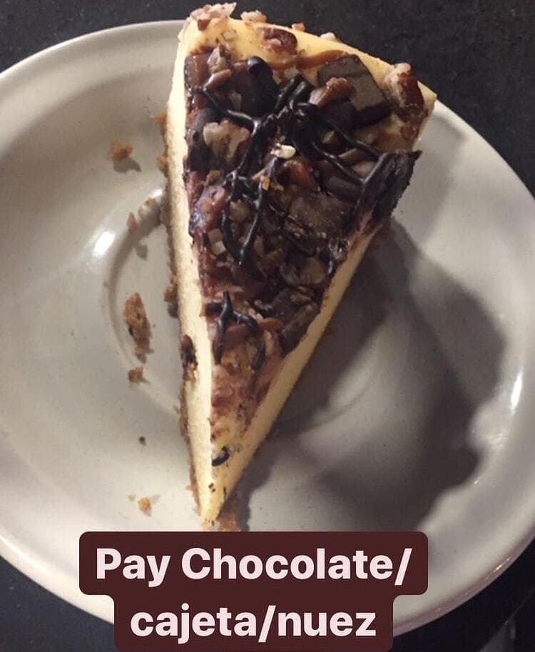 Pay de Queso Chocolate, Cajeta & Nuez