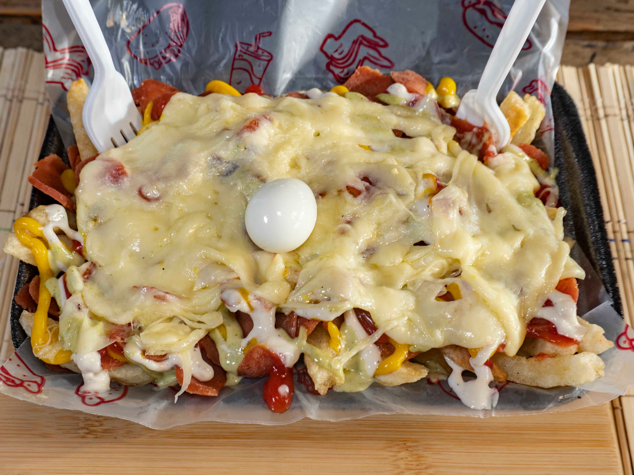 Salchipapa Queso Grande