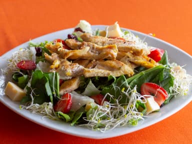 Ensalada Alta en Proteina