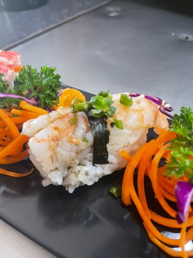 Nigiri salmon