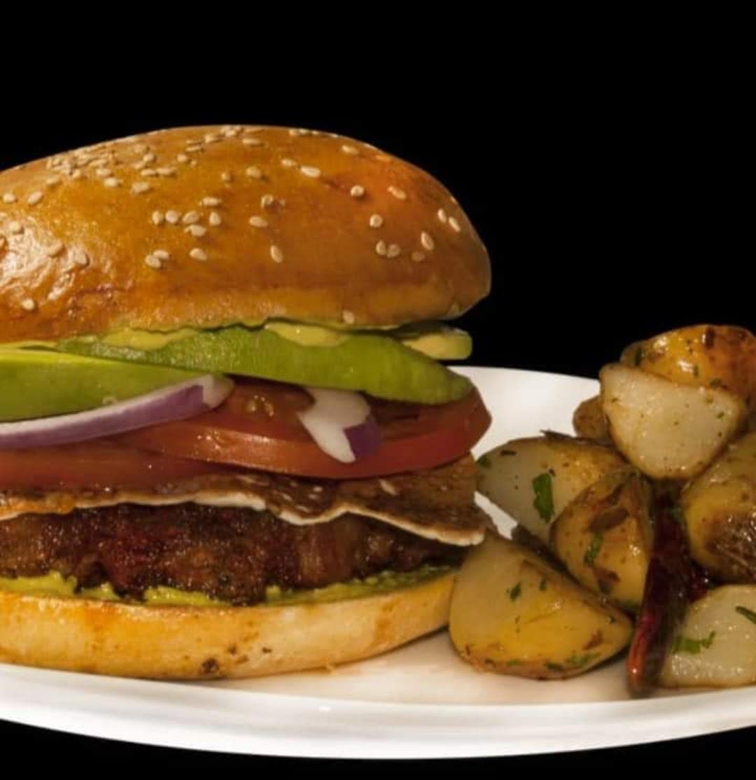 Hamburguesa de Sirlion con Papas