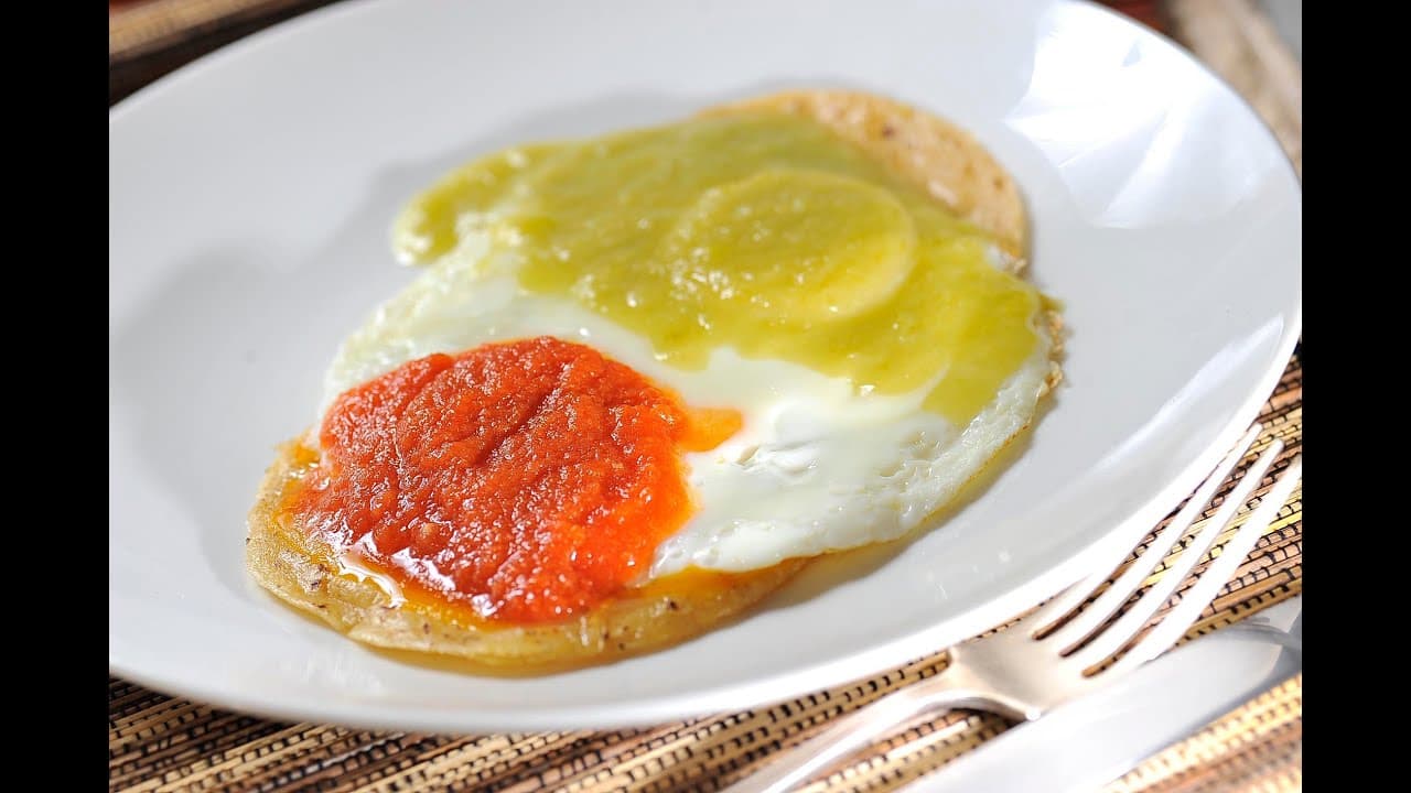 Huevos Divorciados