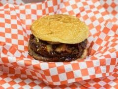 Hamburguesa Bbq con Tocino