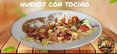Huevos con Tocino