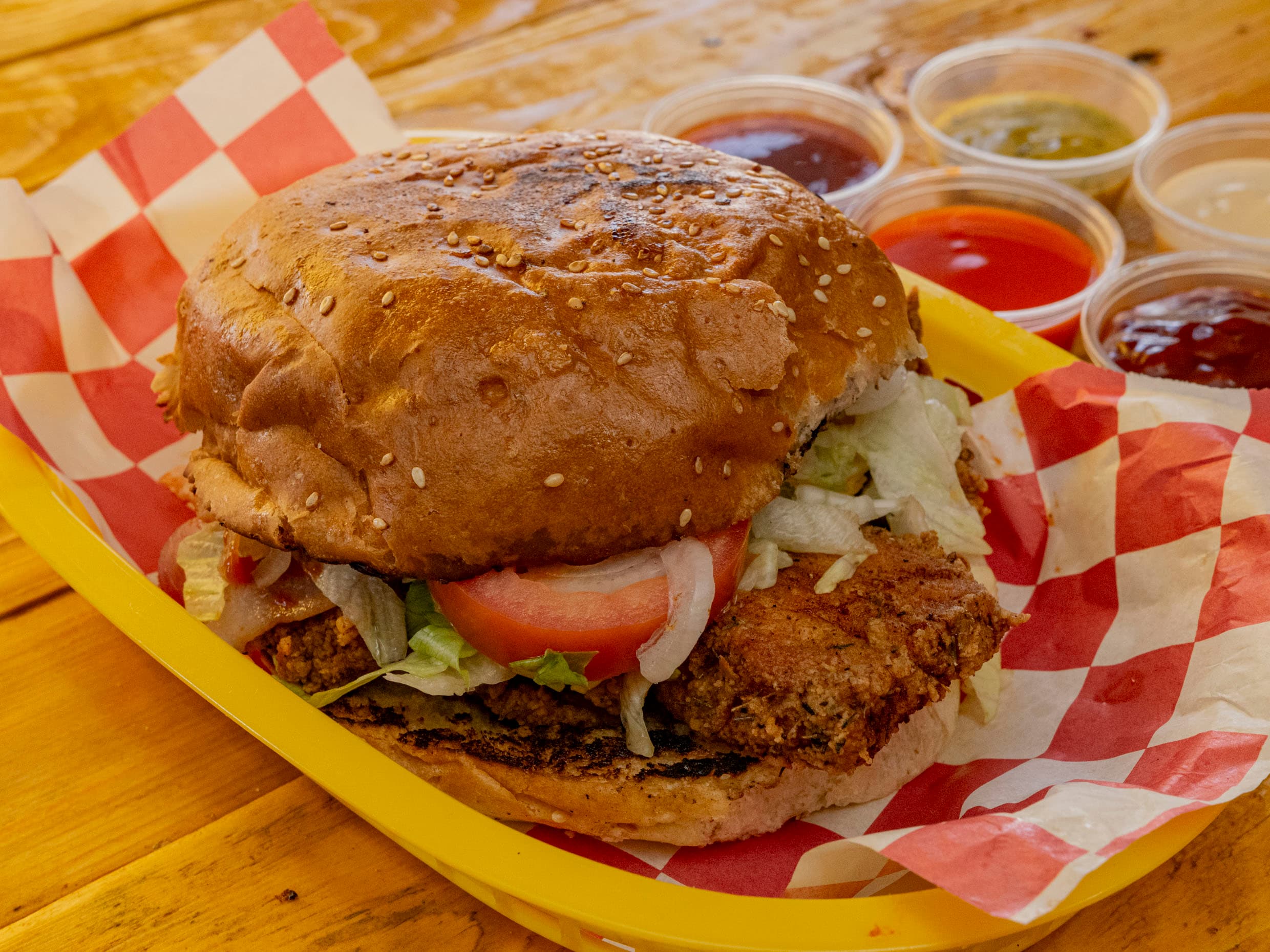 H. CHICKENBURGUER