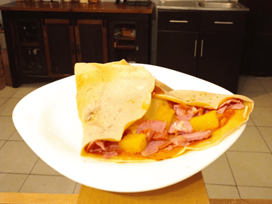 Crepa de Pizza Hawaiana