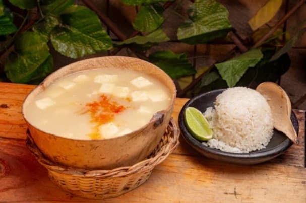 Mote con Queso Totumazo