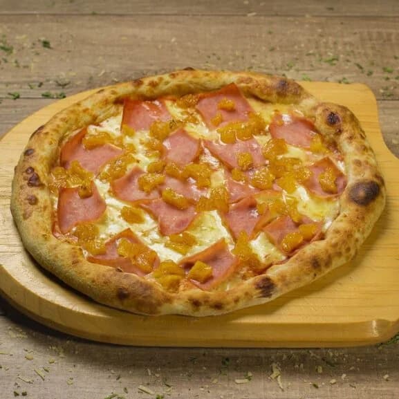 Pizza Hawaiana.