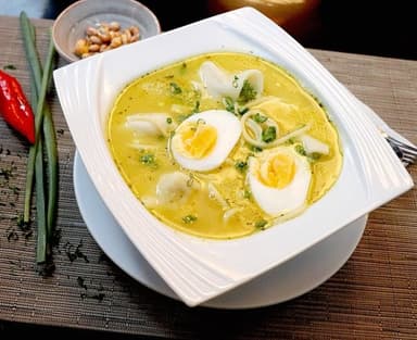 Caldo de Gallina