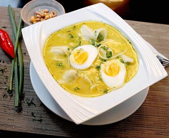 Caldo de Gallina