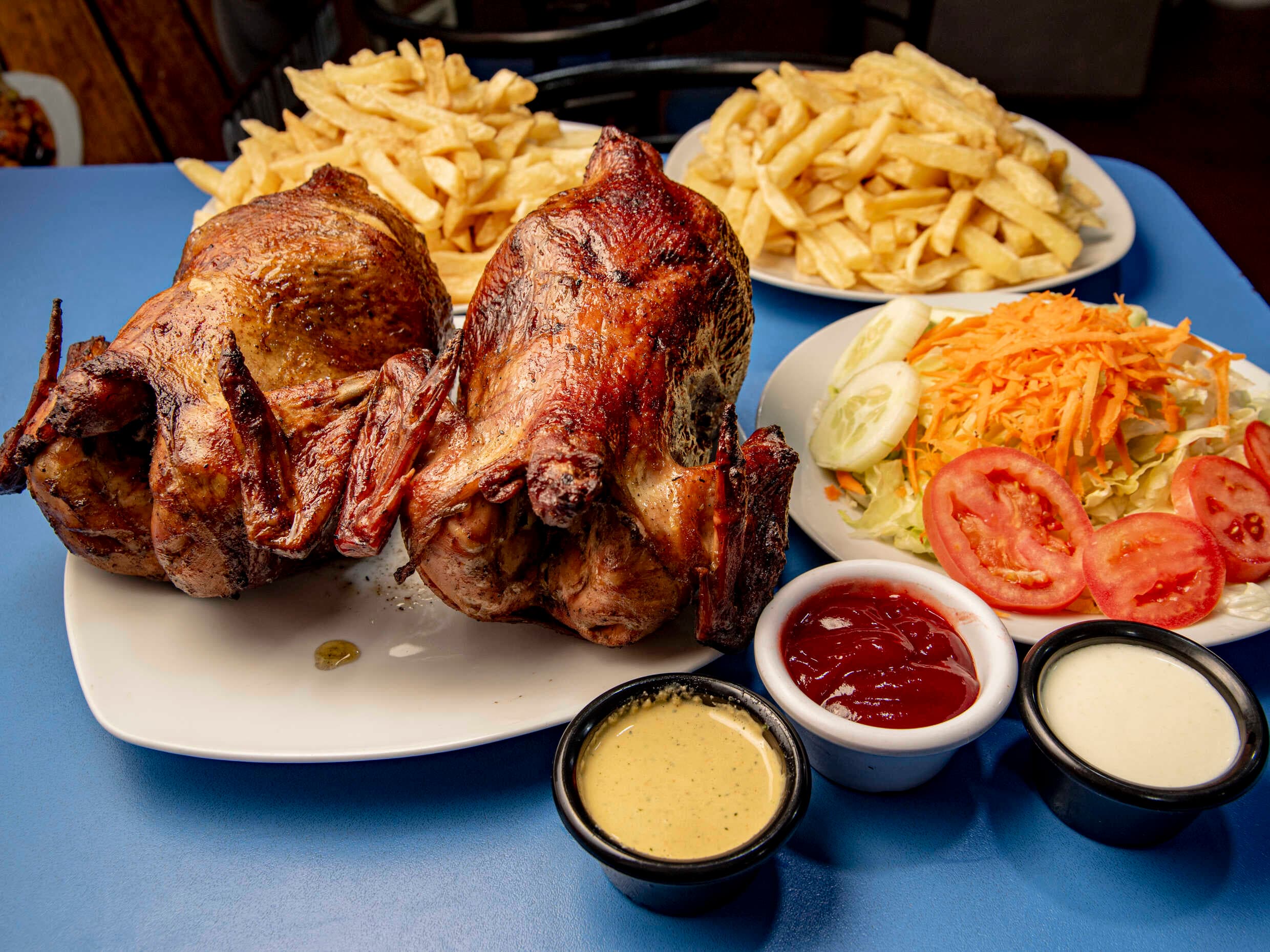 2 Pollos a la Leña
