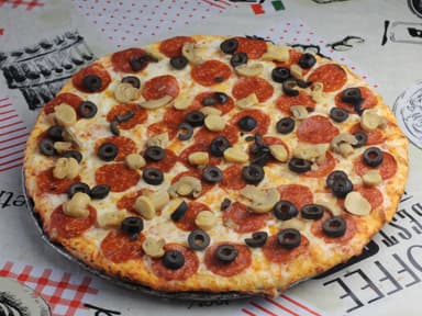 Pizza Extragrande California
