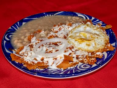 Chilaquiles con huevo