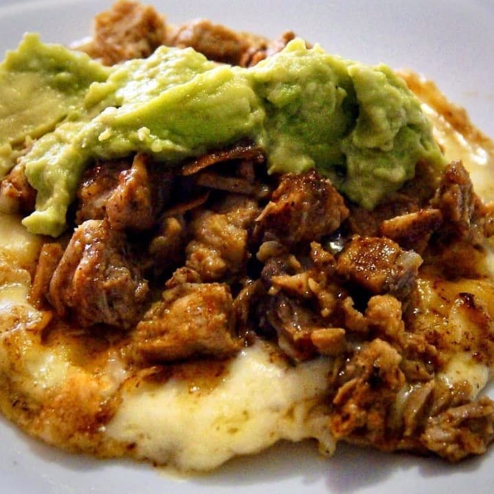 Taco de Costilla con Queso