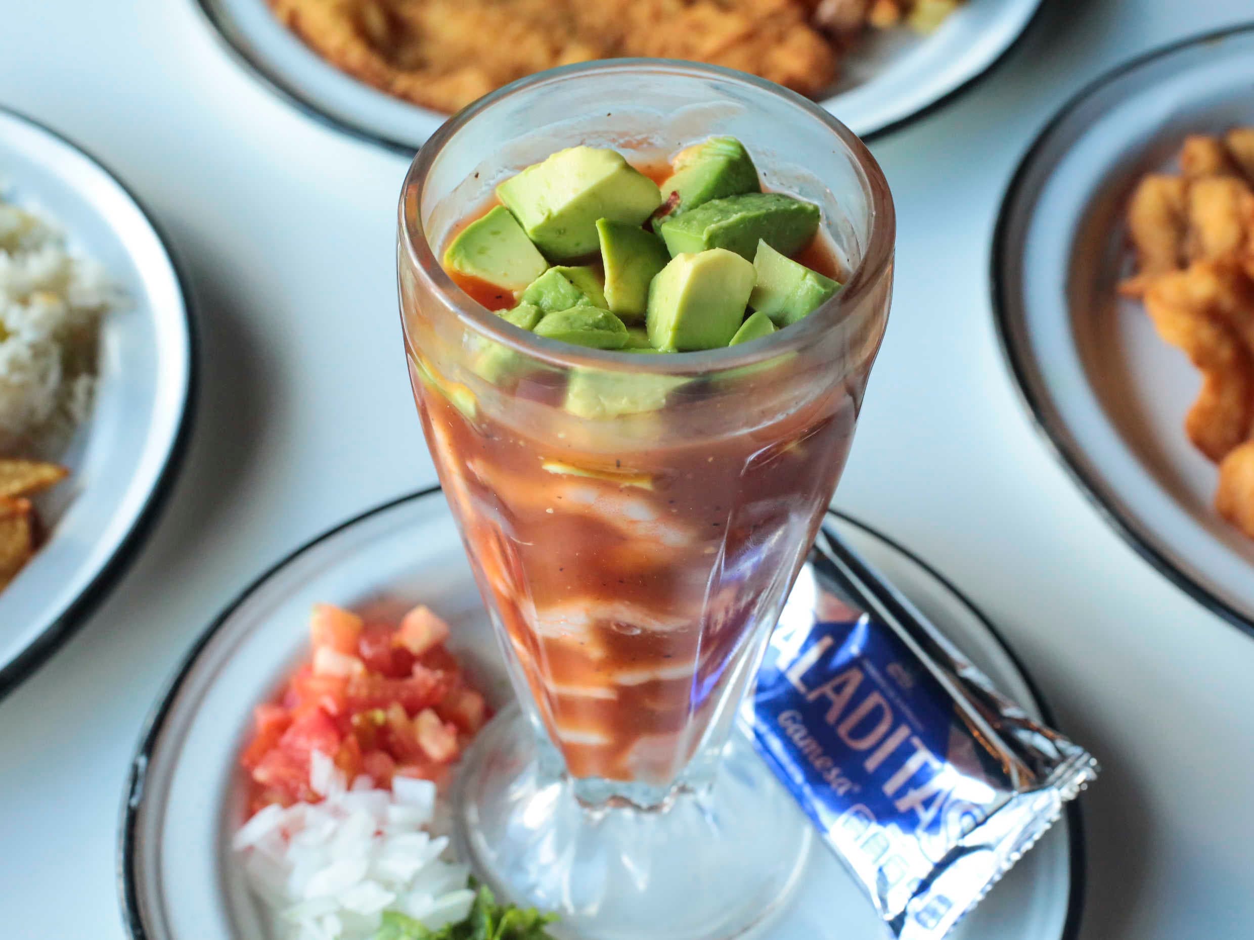 Coctel de camarón grande