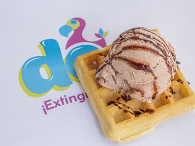 Waffle con Helado