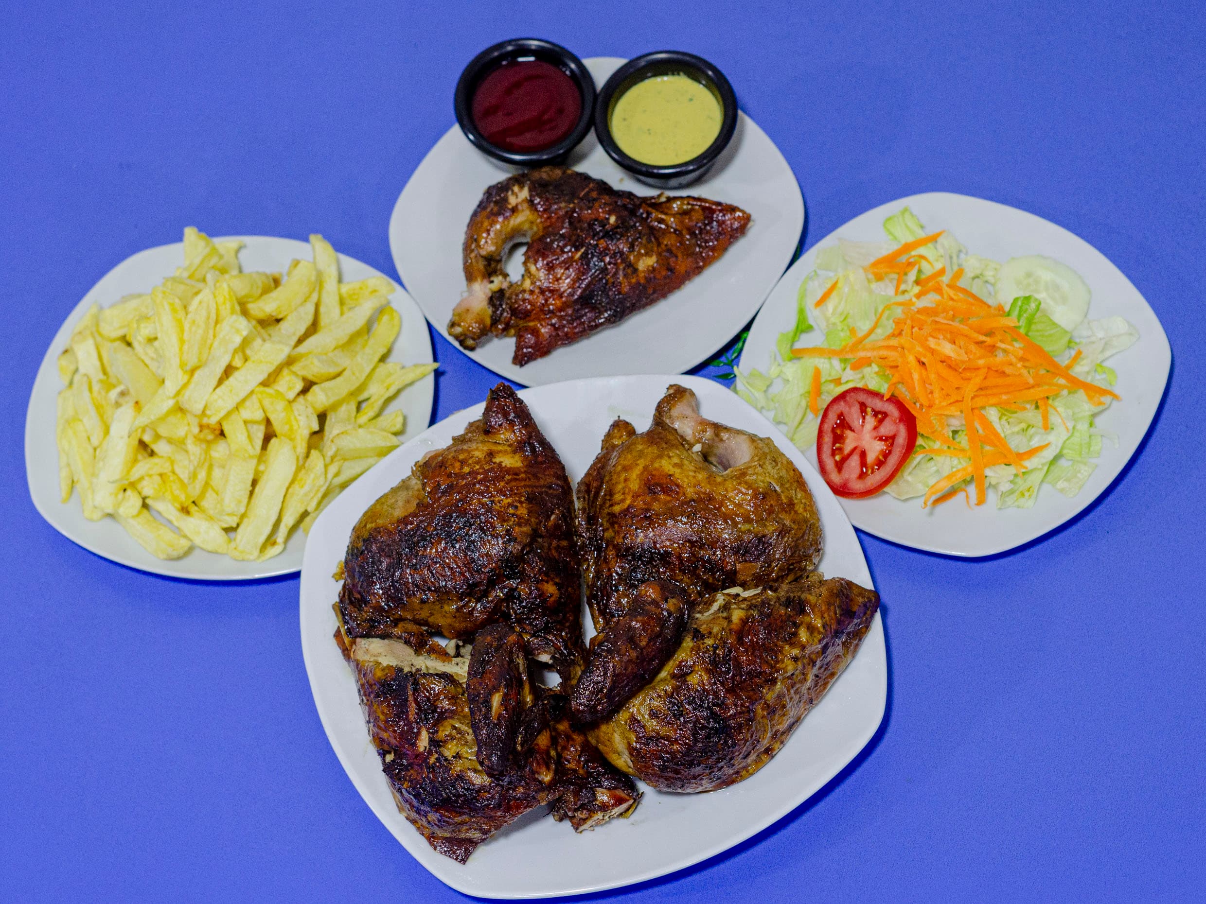 1 Pollo a la Leña más 1/4 de Pollo Pierna Solo