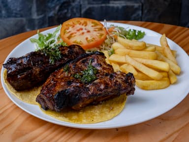 Gallo Costilla de Cerdo a la Parrilla