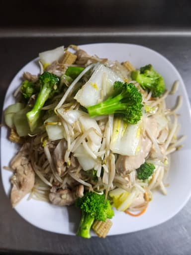 Chop Suey de Pollo