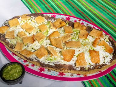 Huarache Gigante