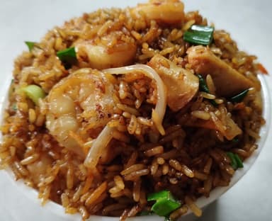 Arroz Frito con Camarón y Carne