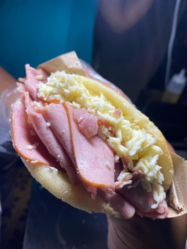 Combo Jamón y Queso más Gaseosa