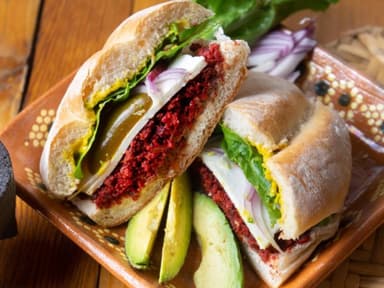 Torta de Longaniza Ahumada con Queso