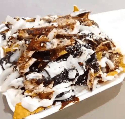 Chilaquiles de Mole con Tiras
