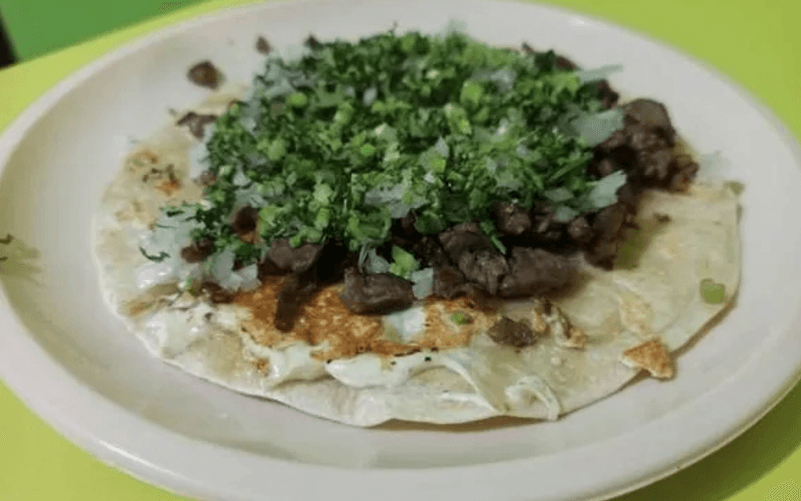 Gringa de Bistec