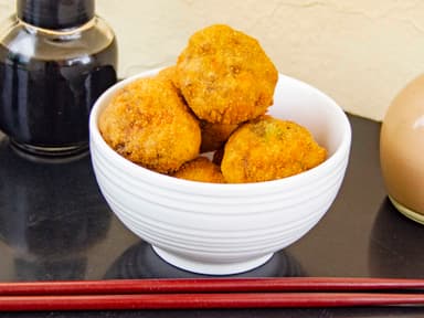 Esferas de Arroz Yakameshi