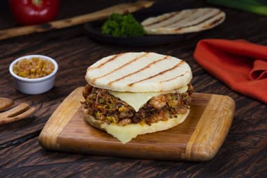 Combo #2 Arepa + Bebida