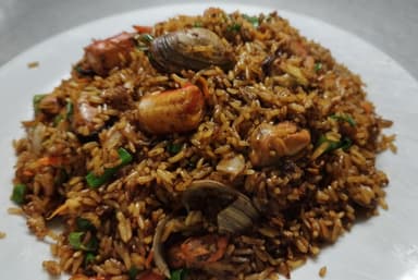 Arroz Frito con Mariscos