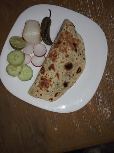 Quesadilla Adobada de Harina