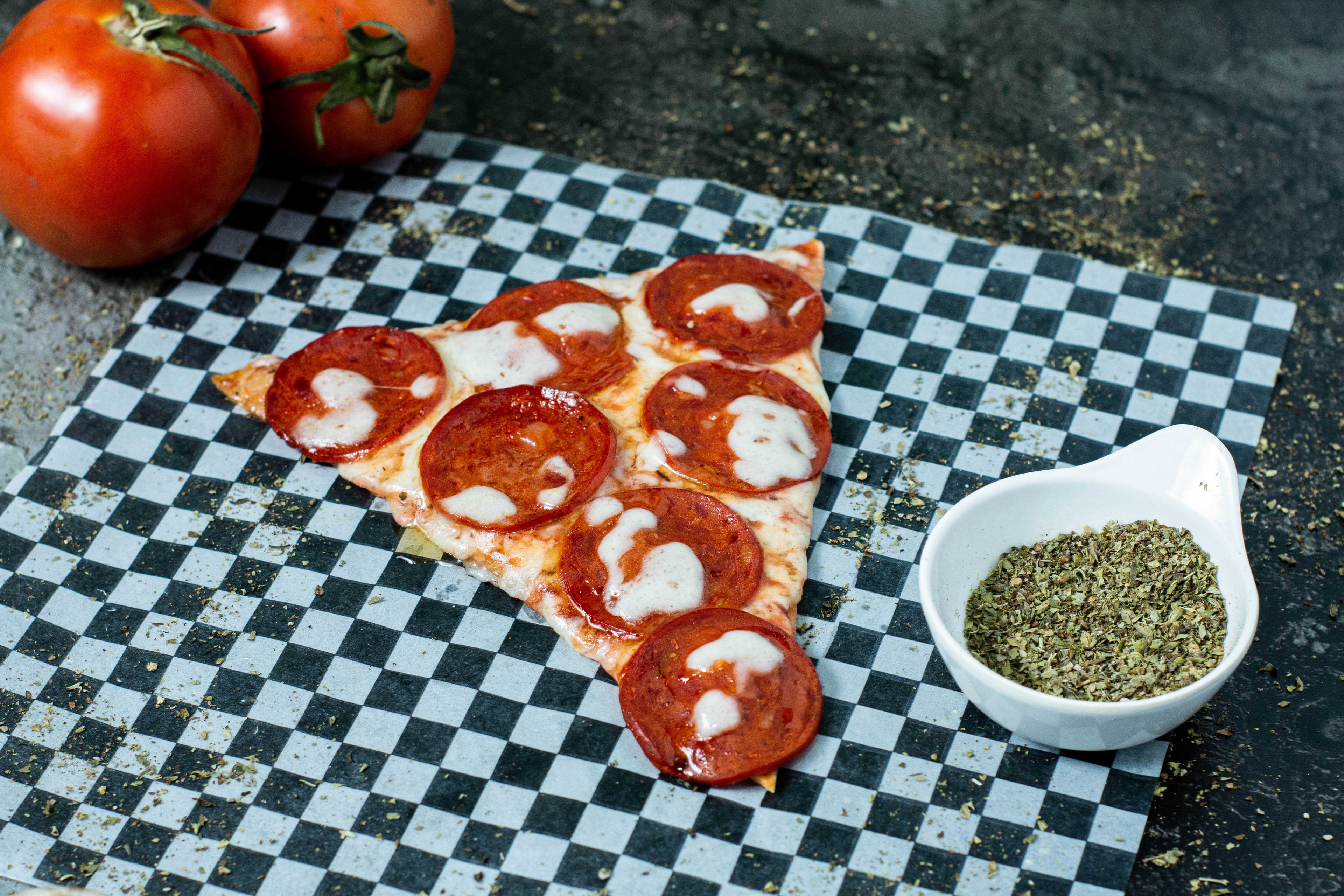 Exquisita Pizza Personal Peperoni + Gaseosa Pet