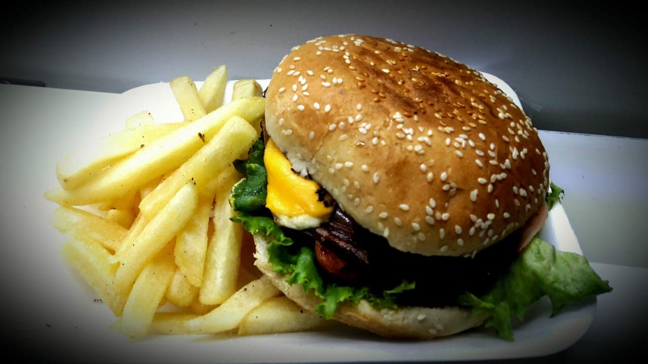 Combo DiDi Burger de Res + Papas