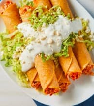 Flautas y Bebida Gratis
