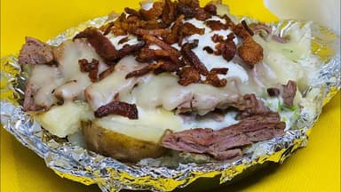 Papa Asada con Carne