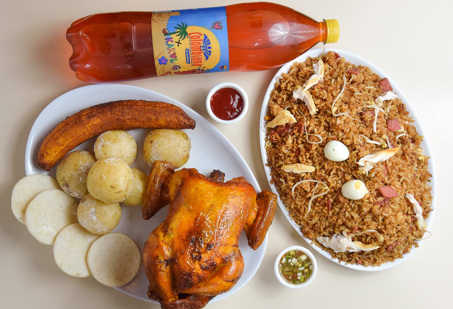 Arroz Chino con 1 Pollo Asado