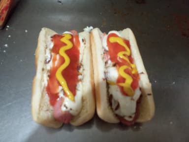 Hot Dog Especial (Tocino y Queso)