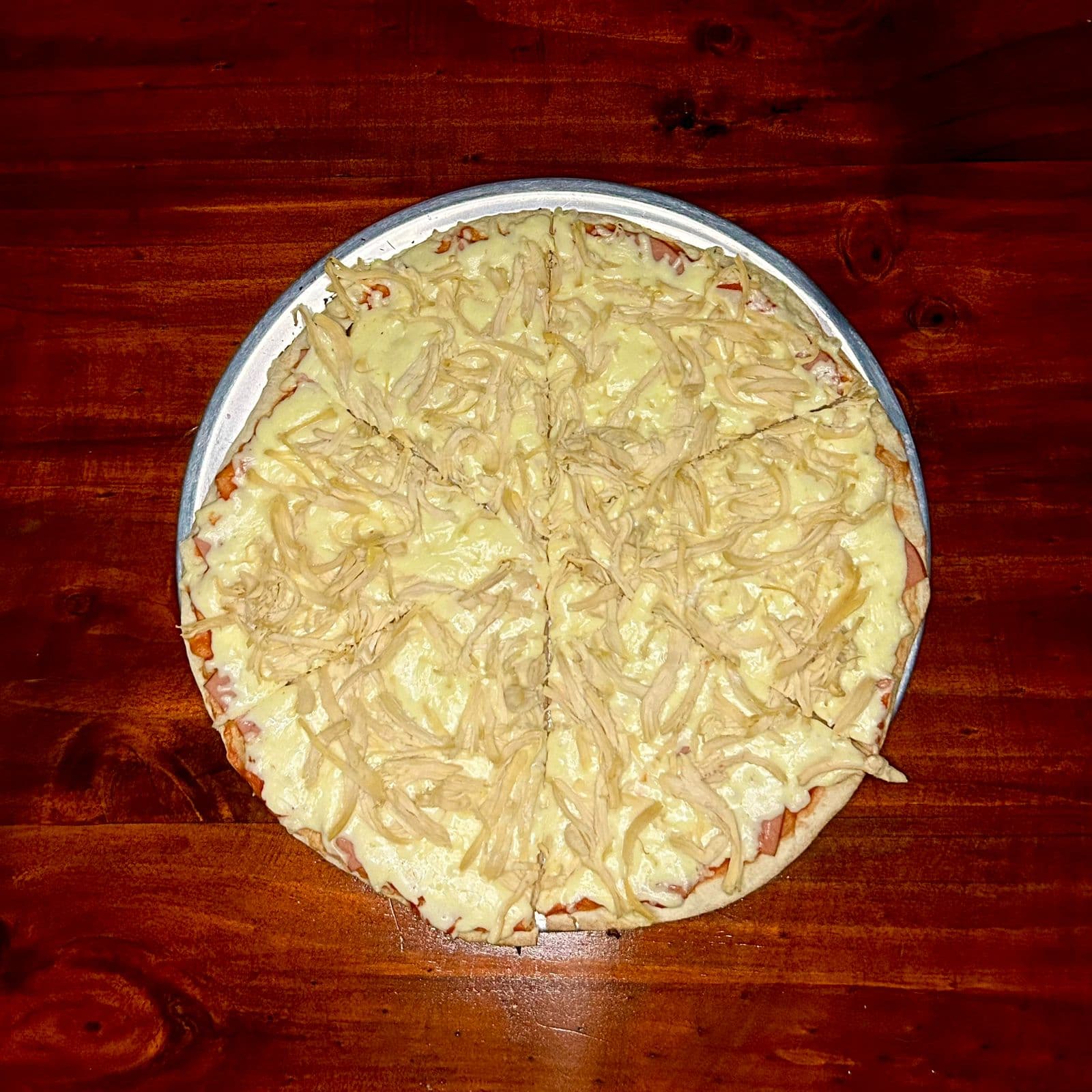 Pizza Jamón y Pollo Mediana 6 Porciones