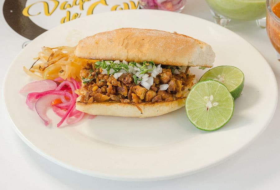 Torta de birria