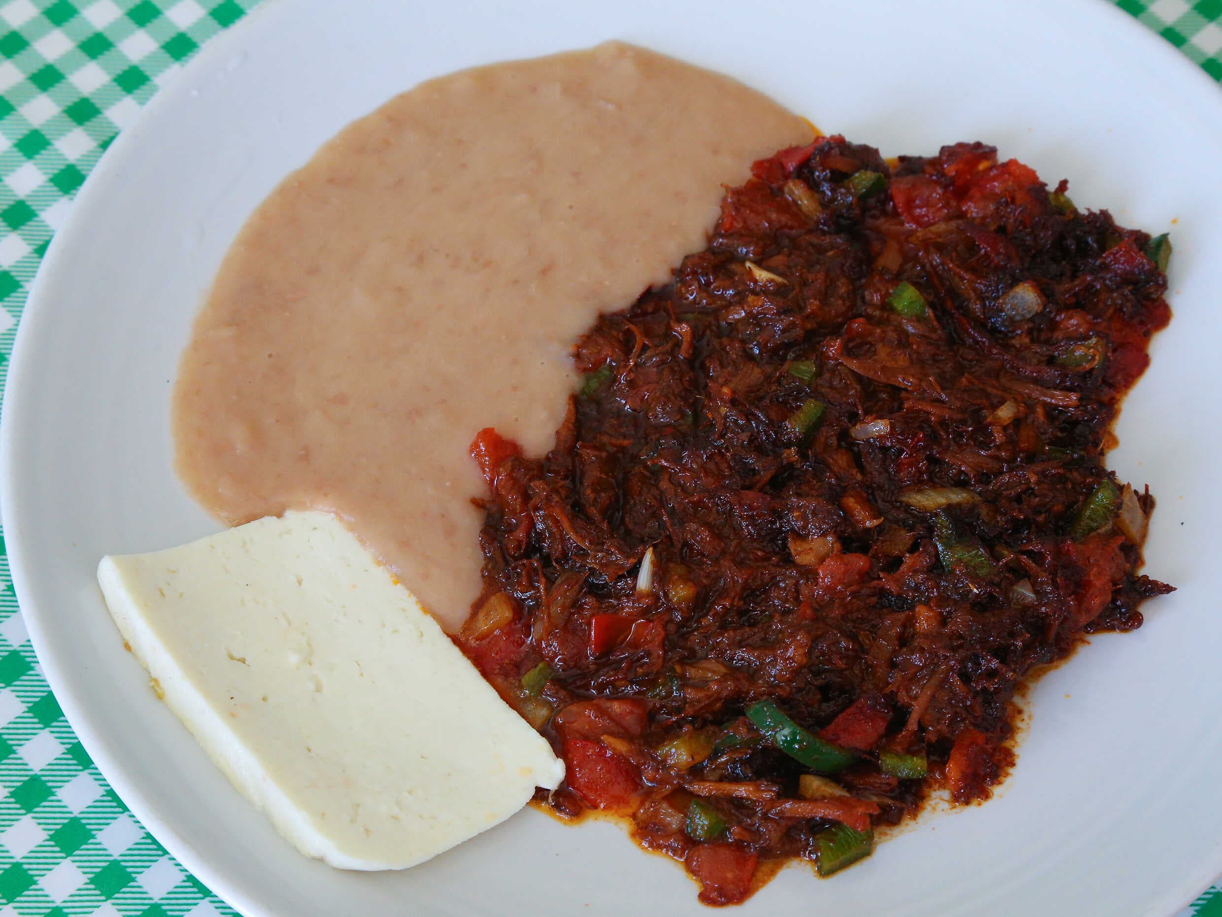 Chilorio con verdura