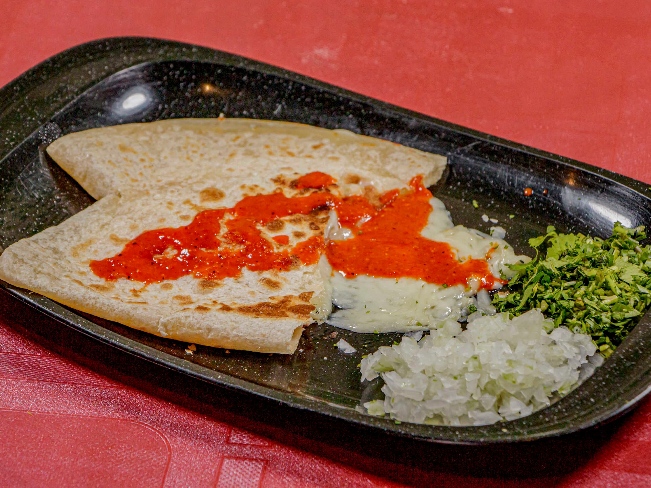 Quesadilla de Adobada